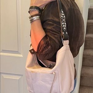 Tylie Malibu handbag.